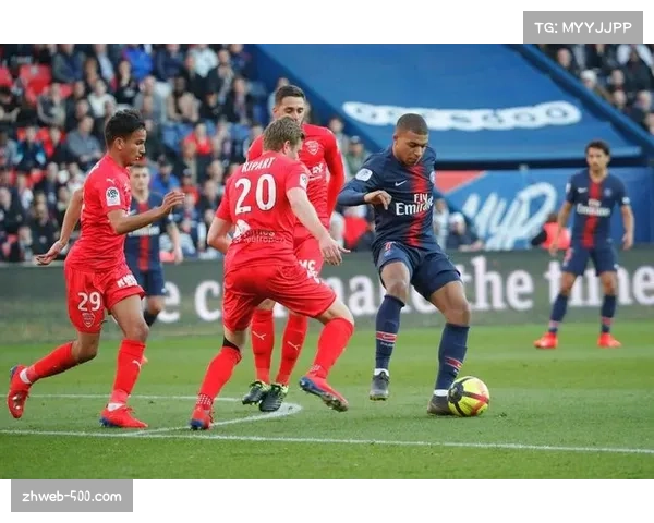 半场战报：南特0-0图卢兹，双方合计仅一次射正